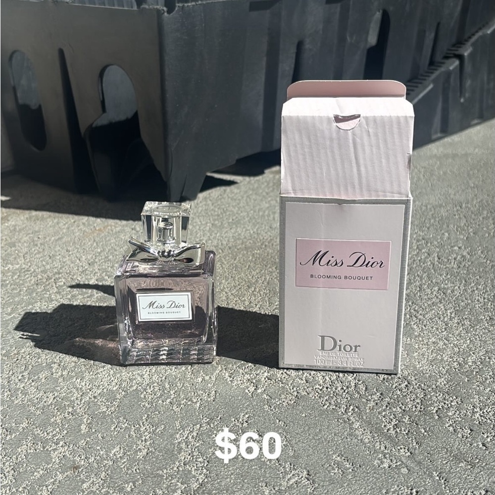 Dior Miss Dior Blooming Bouquet with Pink Accents